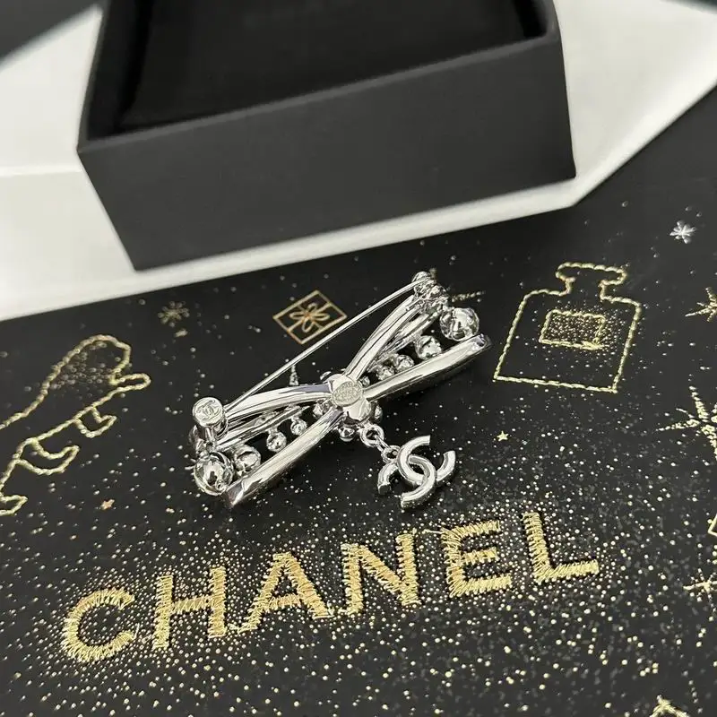 Chanel brooch 1lyx38 (9)